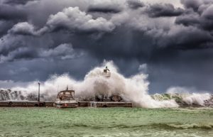 Safety Boat Handling Tips During storm