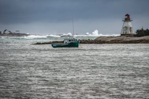 Safety Boat Handling Tips During Bad Weather
